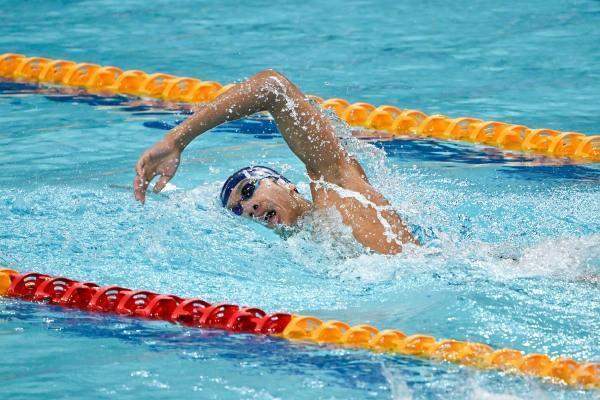 少年泳者张展硕强势崛起;400自刷新最佳,霍顿里约金牌成绩被追平,中国游泳迎来新希望。 体育新闻 少年泳者张展硕强势崛起;400自刷新最佳,霍顿里约金牌成绩被追平,中国游泳迎来新希望。 体育新闻