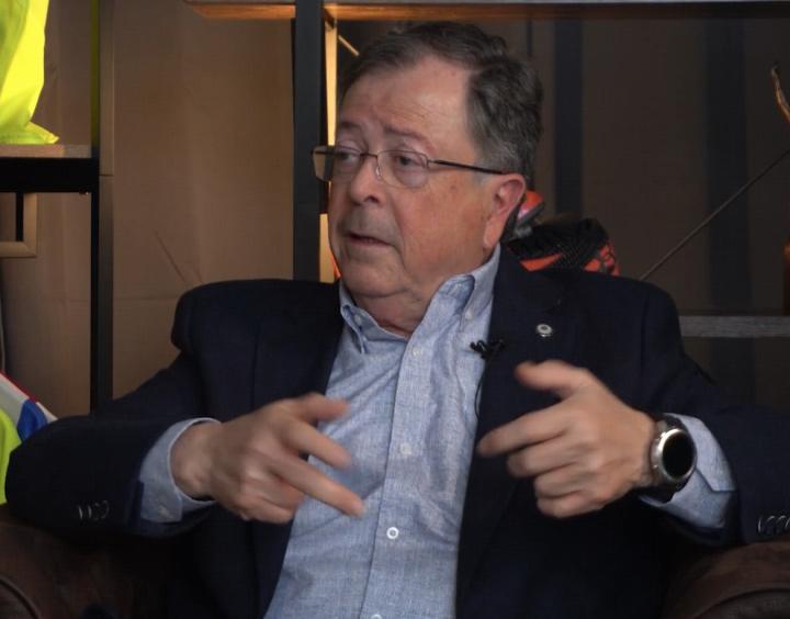  从亲历者视角看足球媒体演变；巴萨主席社会号召力，胜过自治区最高领导。 体育新闻 从亲历者视角看足球媒体演变；巴萨主席社会号召力，胜过自治区最高领导。 体育新闻 从亲历者视角看足球媒体演变；巴萨主席社会号召力，胜过自治区最高领导。 体育新闻