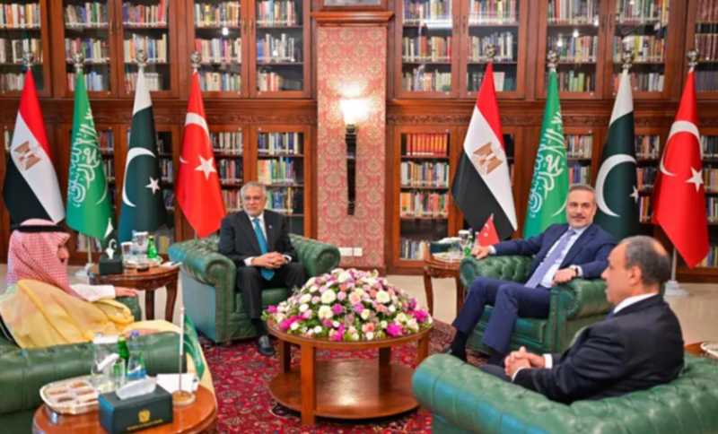  【深度解析】苏丹危机下的中国外交：布尔汉带伤访华的地缘政治逻辑与务实合作路径 新闻