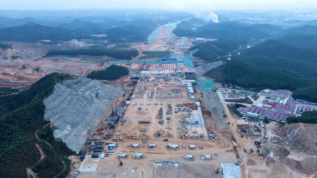  技术视角下的广州新机场：418亿投资如何重塑大湾区航空格局 房产家居